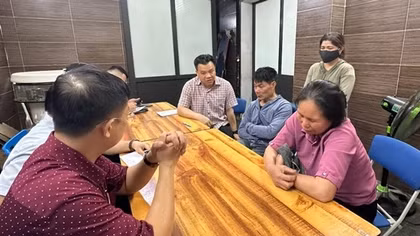 Thăm hỏi gia đình 4 mẹ con tử vong trong vụ tai nạn giao thông ở Hoài Đức