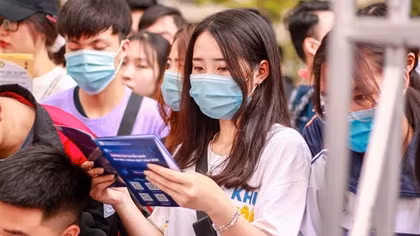 Điểm chuẩn "hóa rồng"…