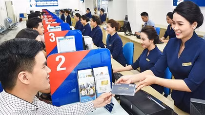 Lành mạnh hệ thống tín dụng, bảo vệ quyền lợi khách hàng