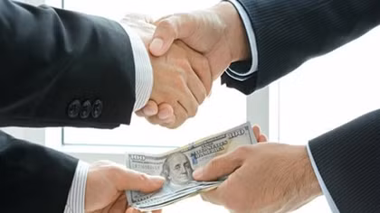 Đòi cả tình và 100 triệu đồng mới cho hưởng án treo