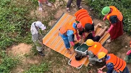Vụ xe chở rác rơi xuống sông Hương: Tìm thấy thi thể 2 nạn nhân