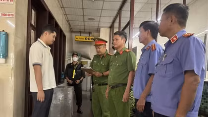 Truy tố Phó giám đốc Công ty Thành Bưởi và tài xế trong vụ tai nạn làm 5 người tử vong