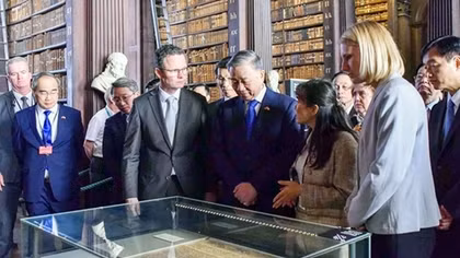 Tổng Bí thư, Chủ tịch nước Tô Lâm thăm Trường Đại học Trinity Dublin của Ireland
