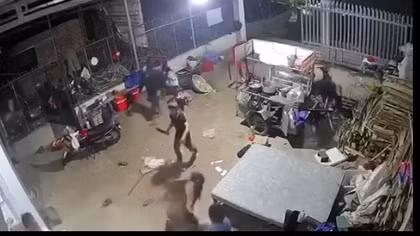 Hai người bị chém tử vong khi mang dao đi giải quyết mâu thuẫn