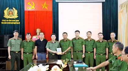 Công an tỉnh Nam Định: Khen thưởng thành tích triệt xoá đường dây ma túy