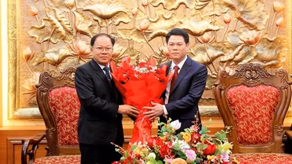 Trao đổi kinh nghiệm triển khai Dự án xây dựng Hệ thống dữ liệu dân cư và CCCD với Bộ Công an Lào