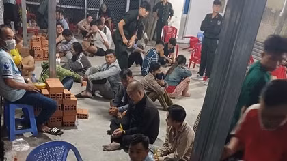 Mở sòng bạc tại nhà, lôi kéo nhiều người từ các tỉnh tham gia