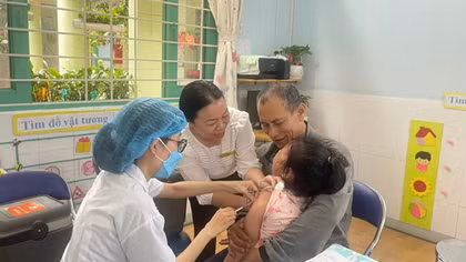 TP Hồ Chí Minh đẩy nhanh tiến độ chiến dịch tiêm vaccine sởi