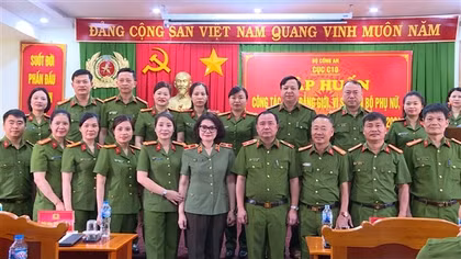 Gần 200 cán bộ tập huấn công tác bình đẳng giới vì sự tiến bộ phụ nữ