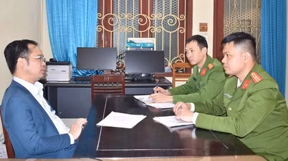 Đang chấp hành án treo vẫn đi lừa đảo