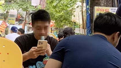 Cần cấm thuốc lá điện tử, thuốc lá nung nóng để cứu thế hệ trẻ