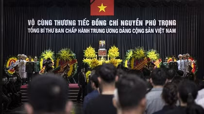 Hơn 3.000 đoàn quốc tế viếng Tổng Bí thư Nguyễn Phú Trọng tại 94 cơ quan đại diện Việt Nam
