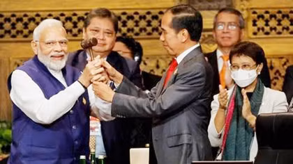 Tiếng vọng phương Nam