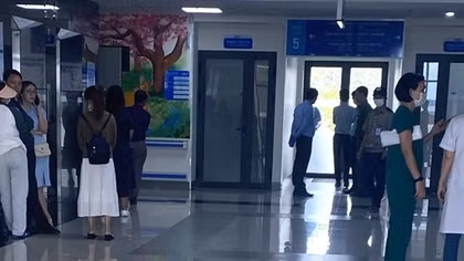 Nhảy từ lầu 9 bệnh viện, một phụ nữ tử vong