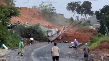 Sạt lở đất ở Lâm Đồng, 2 người thương vong