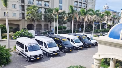 Hơn chục nhà xe “ăn theo” trong đưa đón khách sân bay của doanh nghiệp thí điểm