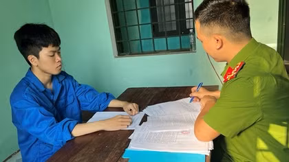 Dùng "chiêu" cho vay tiền qua mạng, lừa chiếm hơn nửa tỷ đồng
