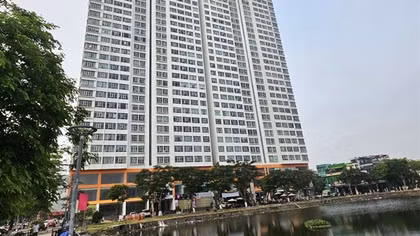 Nhiều cư dân HAGL Lakeview kêu cứu và "dài cổ chờ sổ hồng"