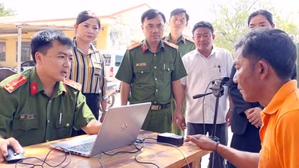 Xã biên giới đi đầu trong thực hiện “4 phủ”