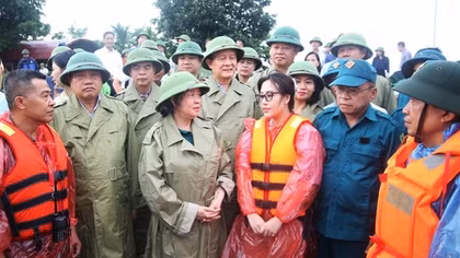 Đảm bảo tính mạng, sức khỏe, tài sản của hơn 1.000 hộ dân vùng lũ Chương Mỹ và Quốc Oai