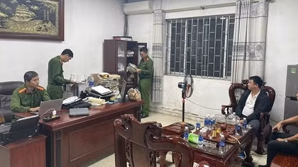 Khởi tố đối tượng người nước ngoài mua bán trái phép hoá đơn