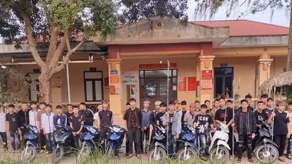 Mâu thuẫn trên mạng, huy động nhau mang hung khí đi trả thù