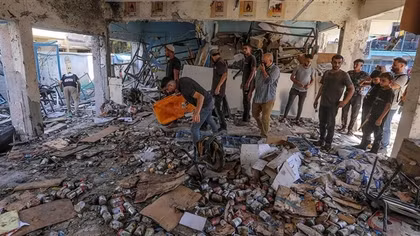 Israel không kích trường học ở Dải Gaza, 6 nhân viên LHQ thiệt mạng