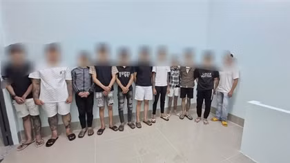 Ngăn chặn hai cha con cầm đầu nhóm đối tượng mang hung khí "huyết chiến"