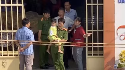 2 cháu bé bị kẻ ngáo đá khống chế ở Tiền Giang được giải cứu an toàn
