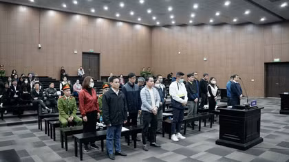 Nhiều bị cáo thừa nhận thiếu hiểu biết pháp luật và xin được khoan hồng