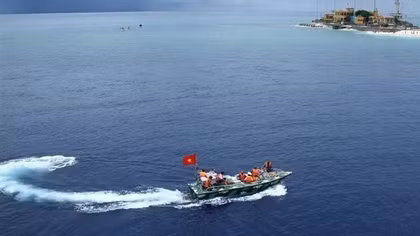 Kiên quyết thực hiện các biện pháp phù hợp để thực thi chủ quyền đối với vùng biển của Việt Nam