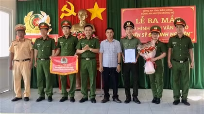 Cán bộ, chiến sĩ Công an vượt chặng đường hơn 60km hiến máu cứu người