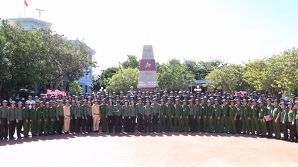 Đoàn công tác của Bộ Công an hoàn thành chuyến thăm quần đảo Trường Sa, nhà giàn DKI/2