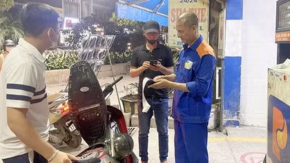 Gỡ nút thắt điều hành thị trường xăng dầu