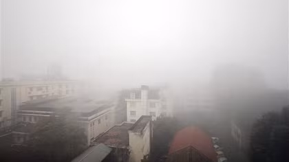 Miền Bắc tiếp tục có mưa phùn cùng sương mù vào buổi sáng, trưa chiều hửng nắng
