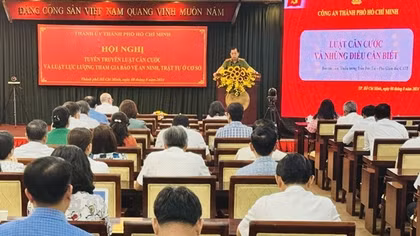 Tuyên truyền cho hơn 23.000 đại biểu tại TP Hồ Chí Minh về hai luật mới