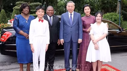 Tổng Bí thư, Chủ tịch nước chủ trì Lễ đón chính thức Tổng thống Mozambique