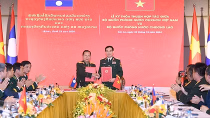 Xây dựng đường biên giới Việt - Lào hòa bình, hữu nghị, hợp tác, phát triển