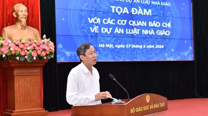 Việc cấp chứng chỉ hành nghề sẽ không ảnh hưởng đến 1,6 triệu nhà giáo đang công tác
