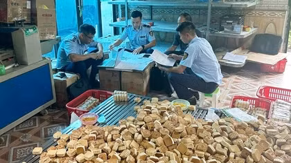 Kiểm tra, xử lý sản phẩm, thực phẩm không an toàn tiêu thụ trong dịp Tết Trung thu