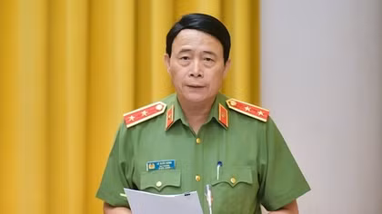 Thứ trưởng Lê Quốc Hùng trả lời về trừ điểm giấy phép lái xe