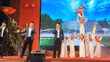 “Bài ca Điện Biên” - cuộc hành quân bằng âm nhạc