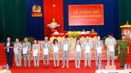 Rộn ràng ngày hội đặc xá tại Trại giam Phú Sơn 4