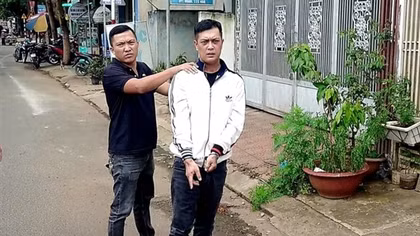 Đôi bạn tù kết thân cùng nhau trộm cắp liên tỉnh