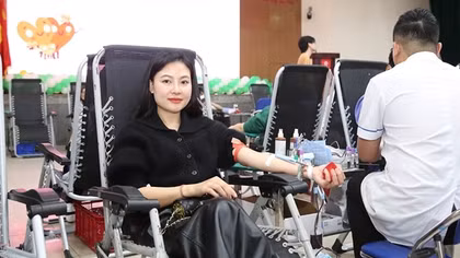 Mỗi ngày có hàng trăm người hiến máu cứu người bệnh dịp Tết Nguyên đán