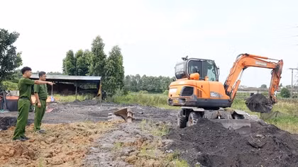 Bắc Ninh: Đổ chất thải rắn công nghiệp ra môi trường Phó Giám đốc bị khởi tố