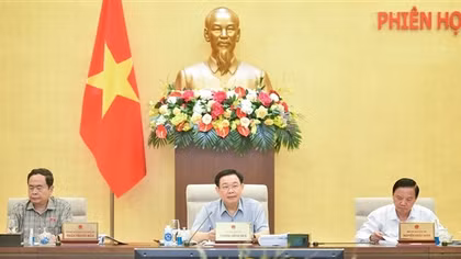 Xây dựng hoàn thiện quy hoạch đô thị và nông thôn đáp ứng yêu cầu phát triển bền vững, lâu dài