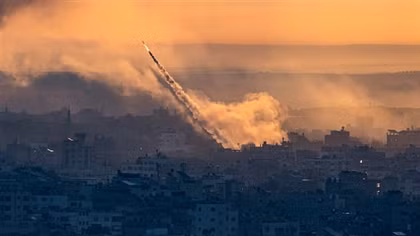 Đổ thêm dầu vào lửa, Hamas nã rocket vào thủ đô Israel