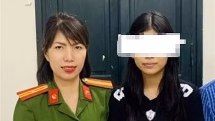 Người thương binh giữa đêm mưa lao xuống hồ Quỳnh cứu nữ sinh tự vẫn
