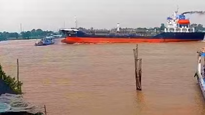 Vụ va chạm trên sông Vàm Nao: Phà chở ô tô sai quy định và không có máy trưởng